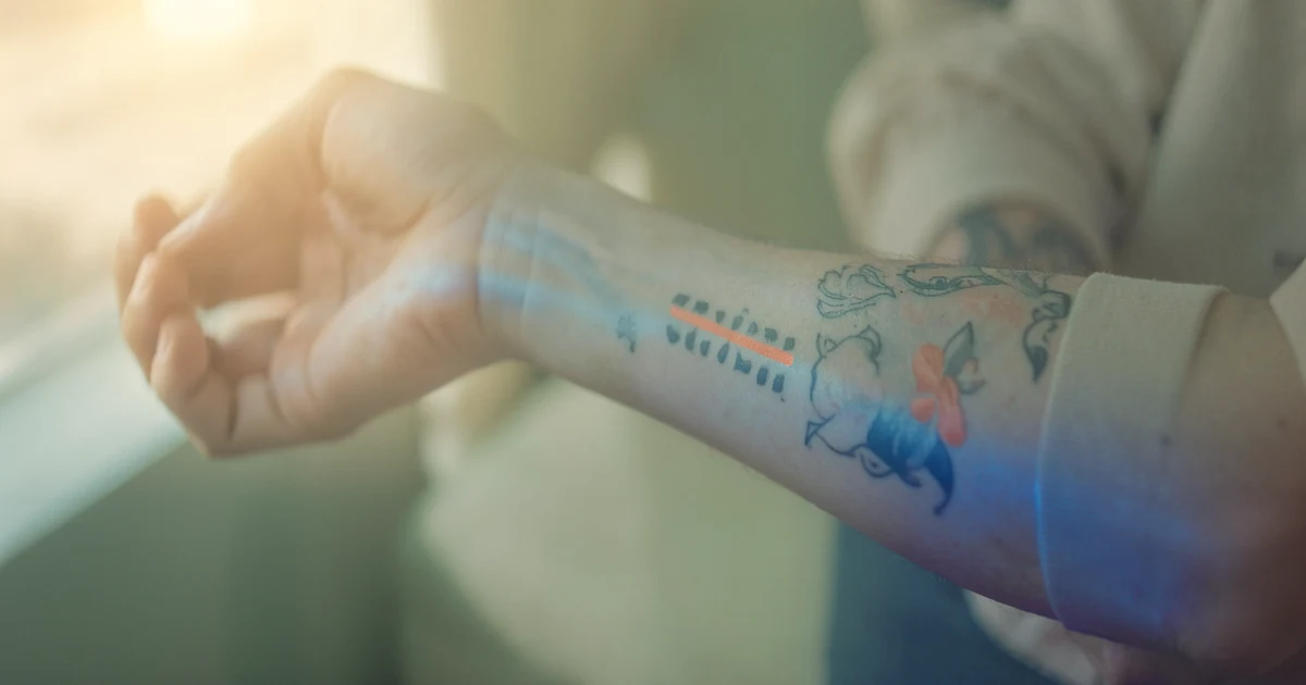 UV & Blacklight Tattoo Removal: Why It's So Unpredictable (2026) โ an independent, data-backed guide from Tattoo Removal Guide