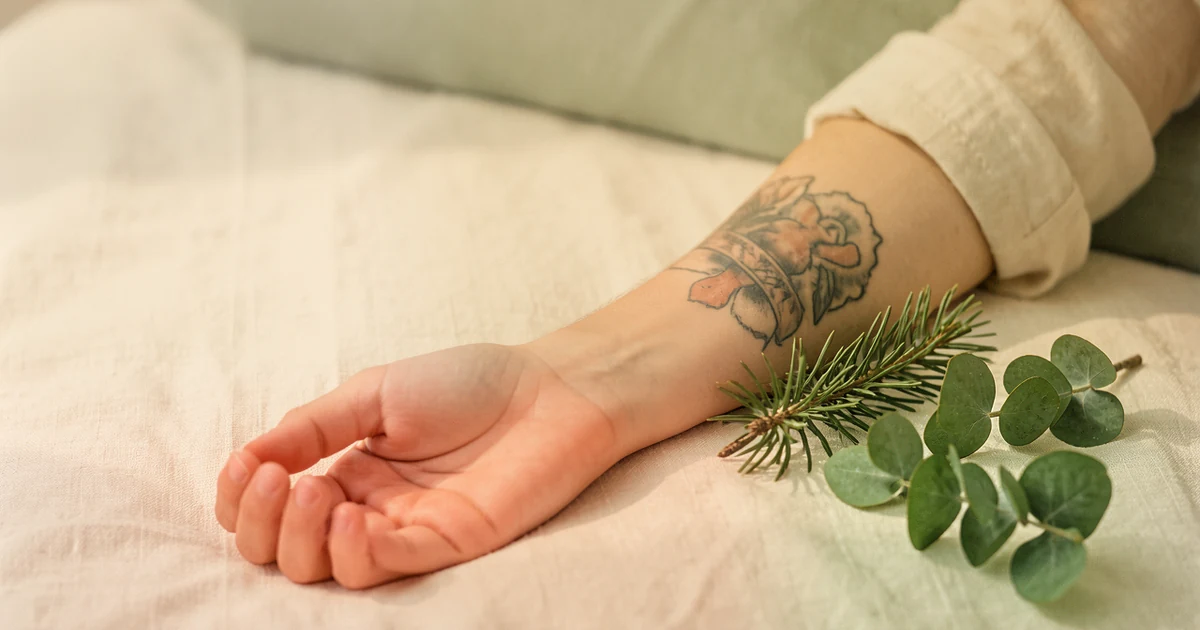 Cover: Winter Removal Window vs Summer Removal Window — Tattoo Removal Guide